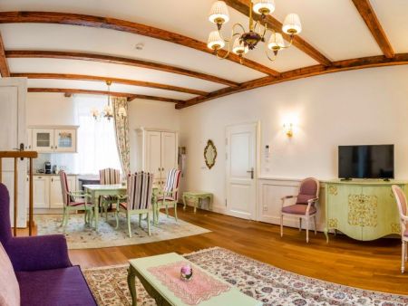 Wohnbereich der Blumensuite Magnolie